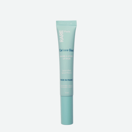 Rare Paris Carbone Glacé Purifying Lip Balm – lūpų balzamas su hamameliu ir dedešvos ekstraktu Rare Paris Carbone Glacé Purifying Lip Balm – lūpų balzamas su hamameliu ir dedešvos ekstraktu